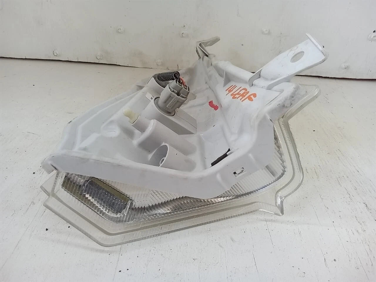 2011 - 2017 NISSAN LEAF TURN SIGNAL LIGHT LEFT DRIVER SIDE - 261853NF0A
