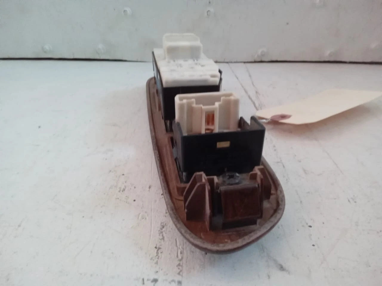 00-06 TOYOTA TUNDRA DRIVER SIDE MASTER POWER WINDOW SWITCH WOOD GRAIN 742020C020