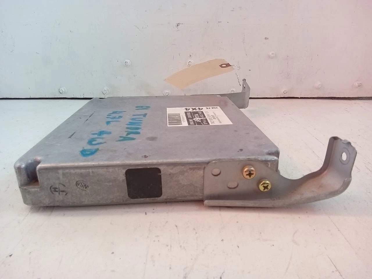 01-02 TOYOTA TUNDRA 4.7L 4WD ENGINE COMPUTER CONTROL MODULE ECU ECM 89661-0C240