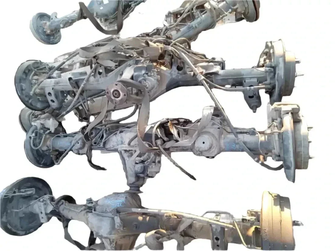 2007 2008 Toyota FJ Cruiser 4WD rear differential assembly with locker and 3.909 gear ratio