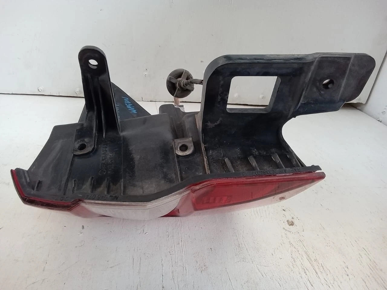 2015-2019 SUBARU OUTBACK WAGON TAIL LIGHT REAR LAMP LEFT DRIVER SIDE 84912AL06A