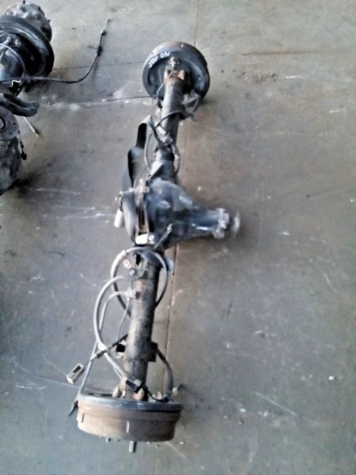 2001 2002 Nissan Frontier 2.4L 4CYL REAR END DIFFERENTIAL AXLE W/ LOCKER W/O ABS