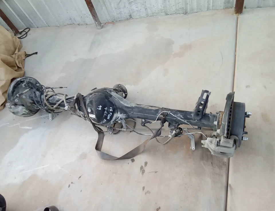 07- 20 TOYOTA TUNDRA REAR END DIFFERENTIAL AXLE CARRIER 4.6L 4.7L V8 A03A 3.91