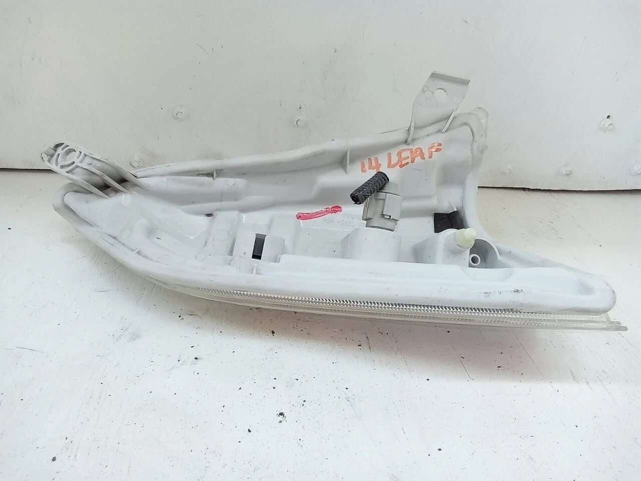 2011 - 2017 NISSAN LEAF TURN SIGNAL LIGHT LEFT DRIVER SIDE - 261853NF0A