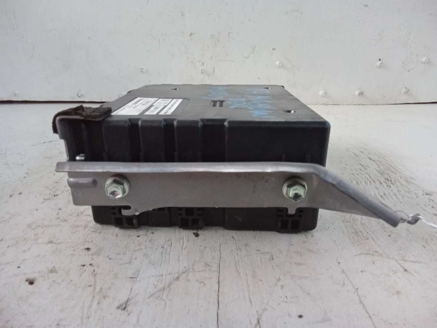 2006-2013 TOYOTA HIGHLANDER CAMRY BRAKE CONTROL POWER SUPPLY MODULE 89680-33010