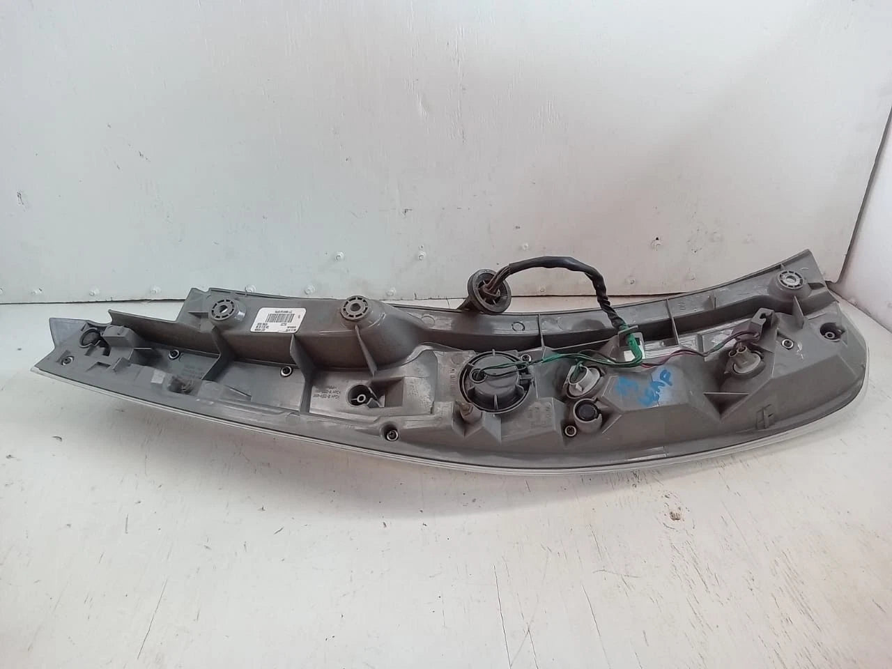 2013-2014 NISSAN LEAF REAR LAMP RIGHT PASSENGER SIDE 26550-3NA3A