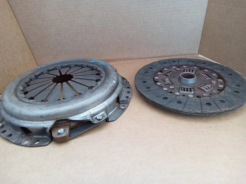 1995-2004 TOYOTA TACOMA CLUTCH PRESSURE PLATE AND DISC - OEM