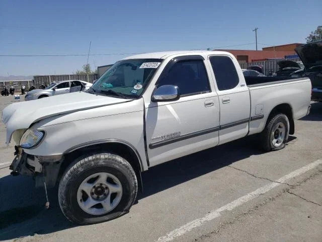 2003 Toyota Tundra ACC Cab 4.7L pickup truck side view