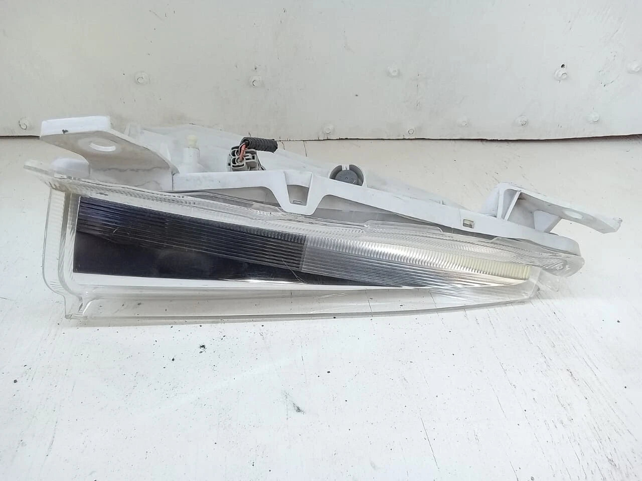 2011 - 2017 NISSAN LEAF TURN SIGNAL LIGHT LEFT DRIVER SIDE - 261853NF0A