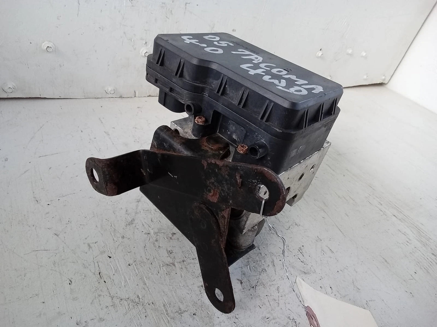 05-08 TOYOTA TACOMA 4WD 4.0L ANTI LOCK BRAKE PUMP ABS CONTROL MODULE 89541-04040