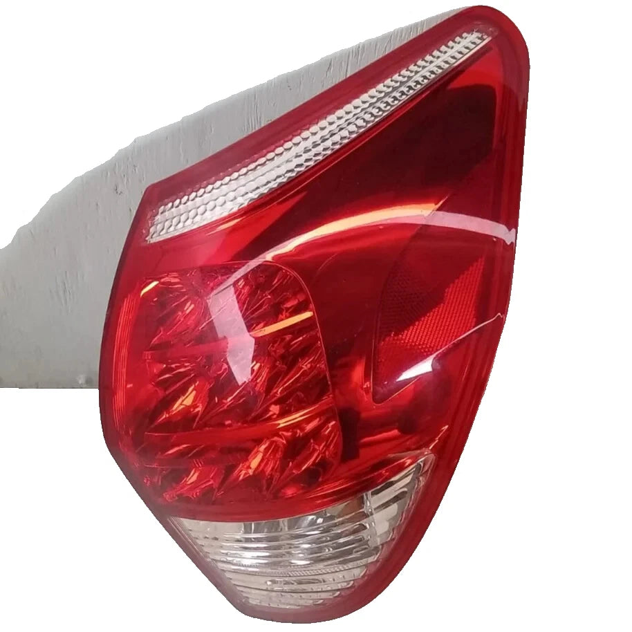 2006-2008 TOYOTA RAV4 TAIL LIGHT REAR LAMP RIGHT PASSENGER SIDE 81561-42100