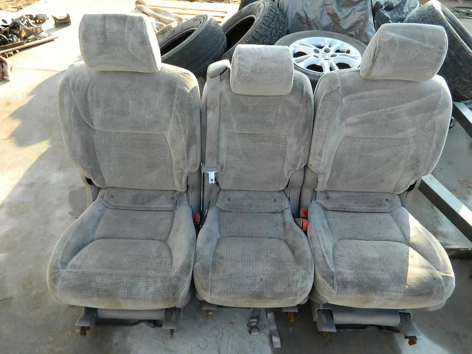 TOYOTA SIENNA REAR SECOND 2ND ROW SEATS FABRIC (3 PIECES SET)