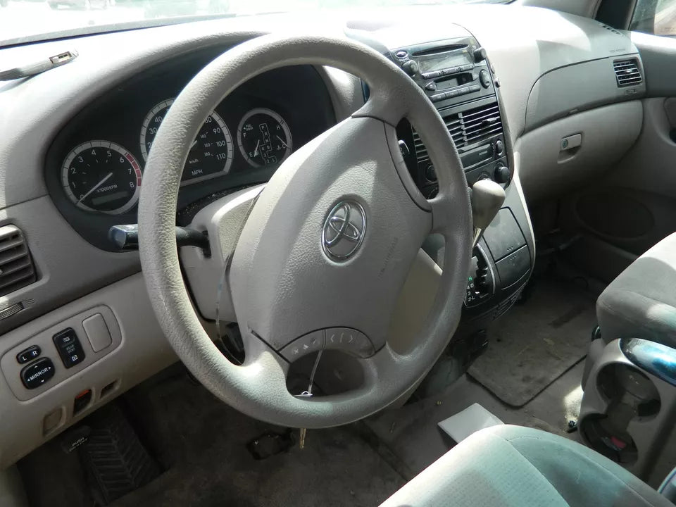 2004 2005 2006 2007 2008 2009 2010 TOYOTA SIENNA Driver Steering Wheel AIRB