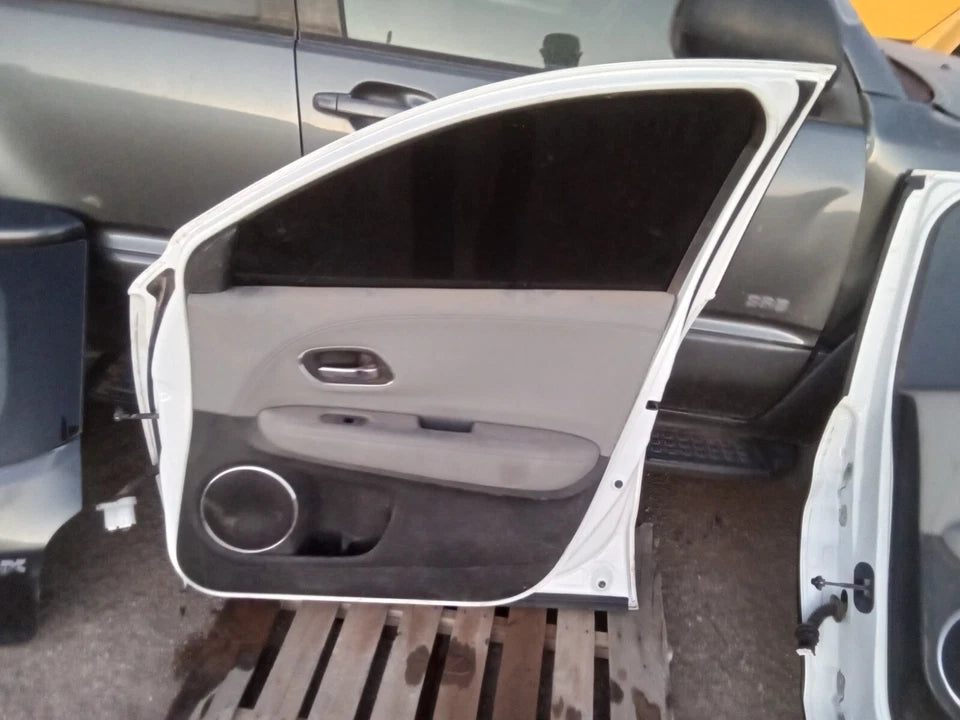 16 17 18 19 20 21 22 HONDA HRV FRONT RIGHT PASSENGER SIDE DOOR ASSEMBLY RH