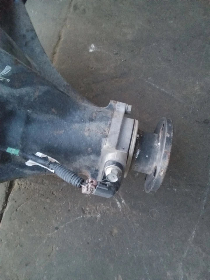 2001 2002 Nissan Frontier 2.4L 4CYL REAR END DIFFERENTIAL AXLE W/ LOCKER W/O ABS