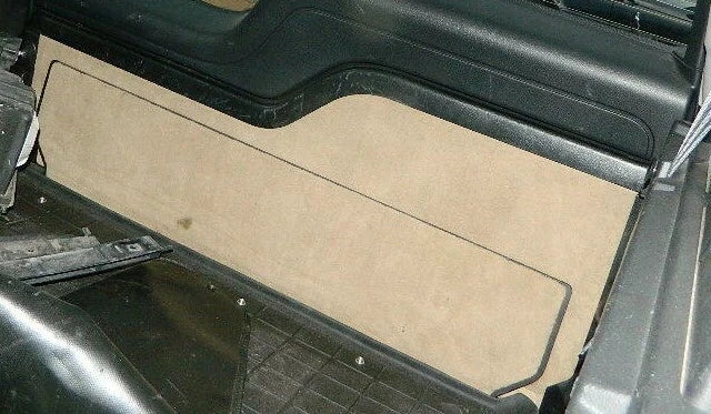 LAND ROVER LR3 LR4 LOWER TAILGATE HATCH TRUNK LID LIFTGATE ONLY- BLACK