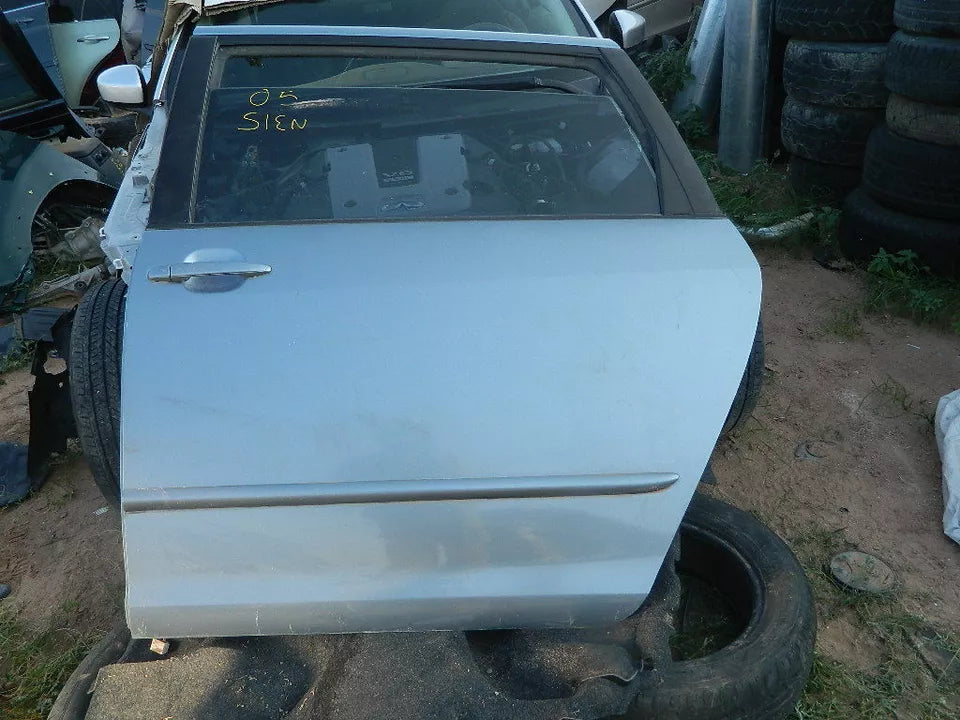 2004 2005 2006 2007 2008 2009 2010 TOYOTA SIENNA LEFT REAR DRIVER SIDE DOOR OEM