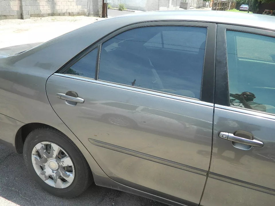 2002 2003 2004 2005 2006 TOYOTA CAMRY REAR RIGHT PASSENGER DOOR ASSEMBLY- GRAY