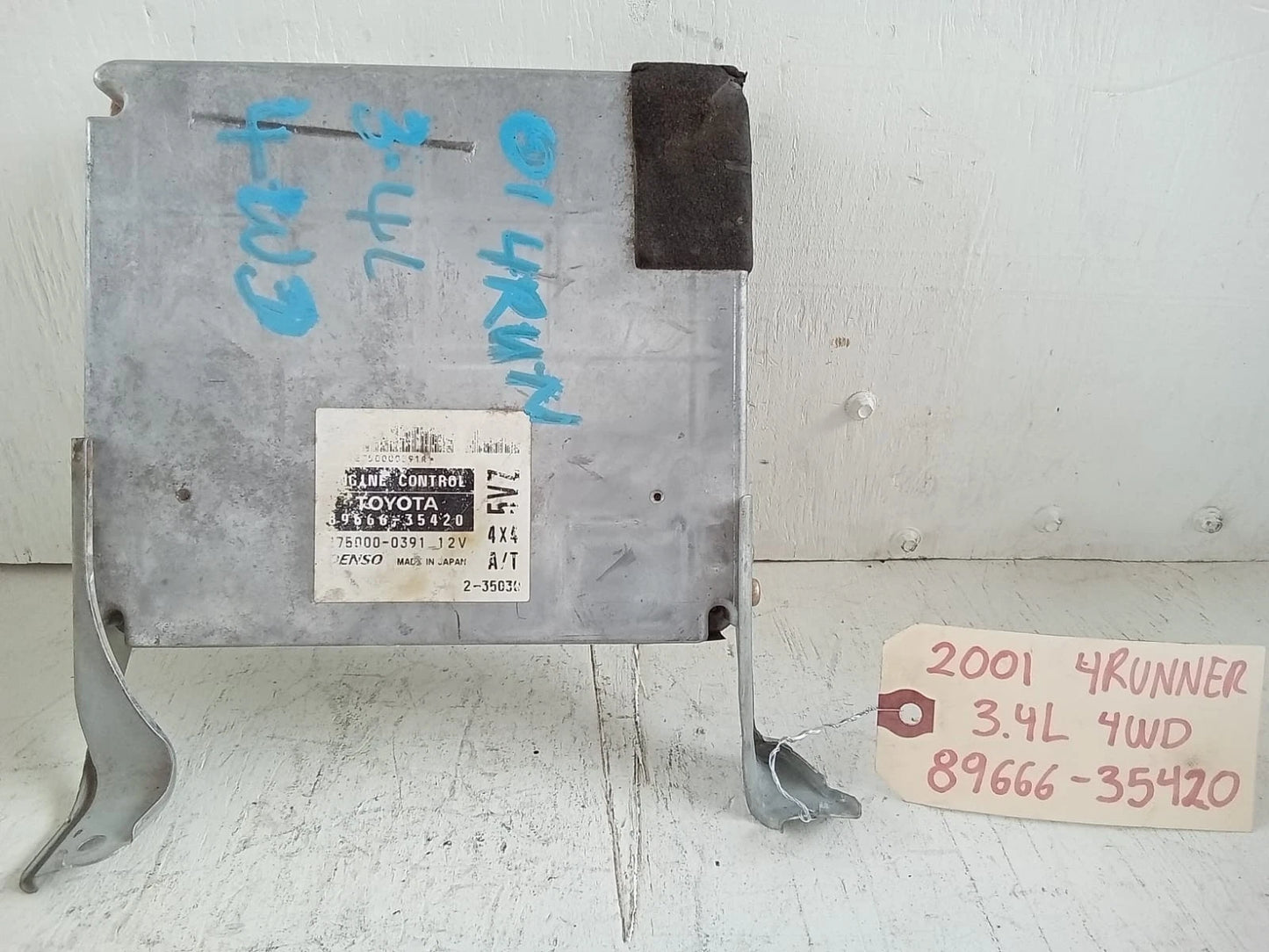 2001 TOYOTA 4RUNNER 3.4L 4WD ENGINE COMPUTER CONTROL MODULE ECU ECM 89666-35420