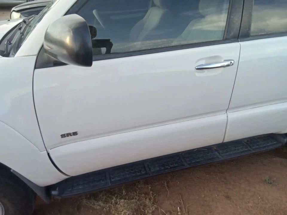 03-09 TOYOTA 4RUNNER FRONT & REAR LEFT SIDE DOORS DOOR SET (2 DOORS) WHITE COLOR