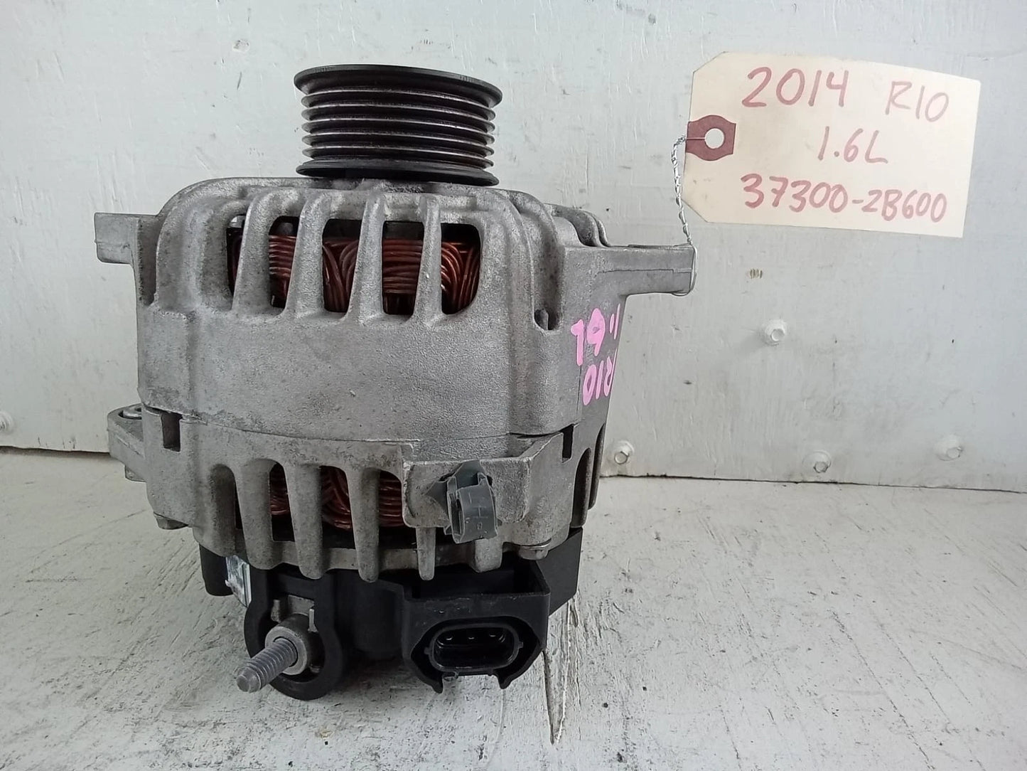 2012-2016 KIA RIO 1.6L ALTERNATOR GENERATOR - 2609780 | 37300-2B600