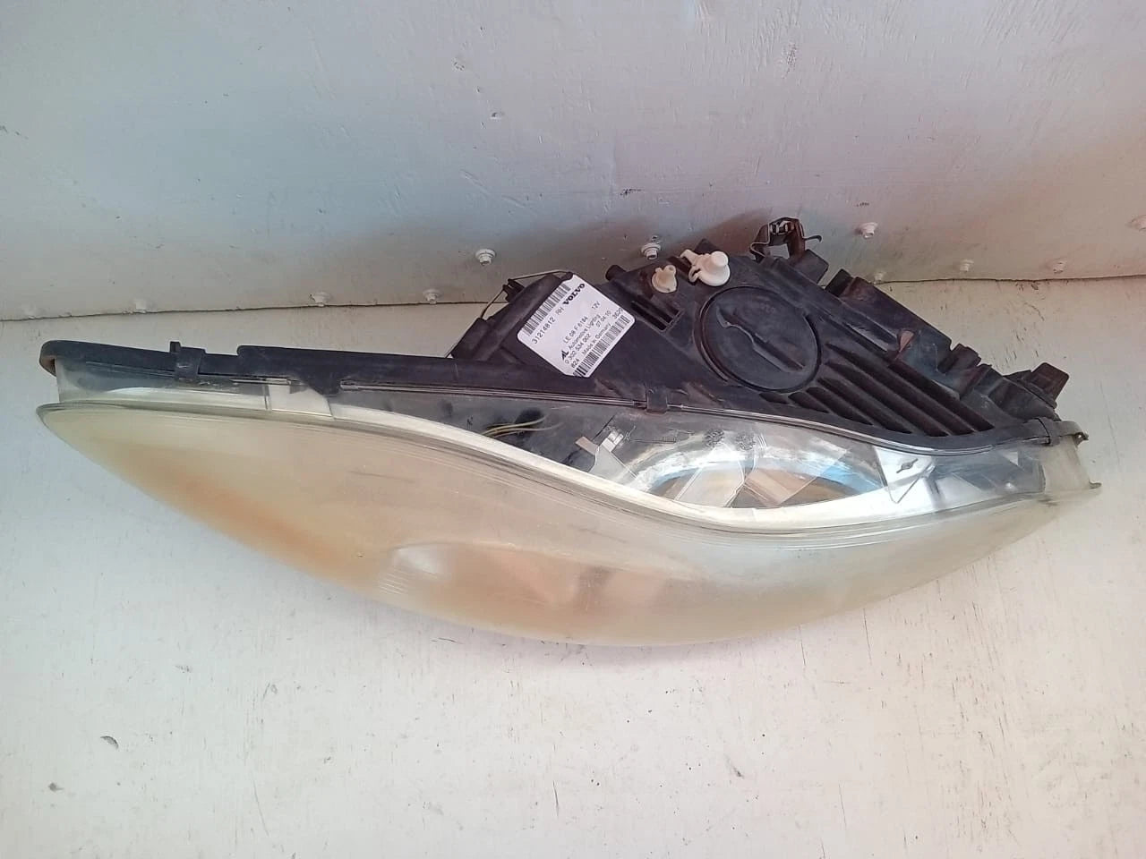 2011 - 2013 VOLVO C30 T5 HEADLIGHT HEADLAMP RIGHT PASSENGER SIDE - LE08F6184