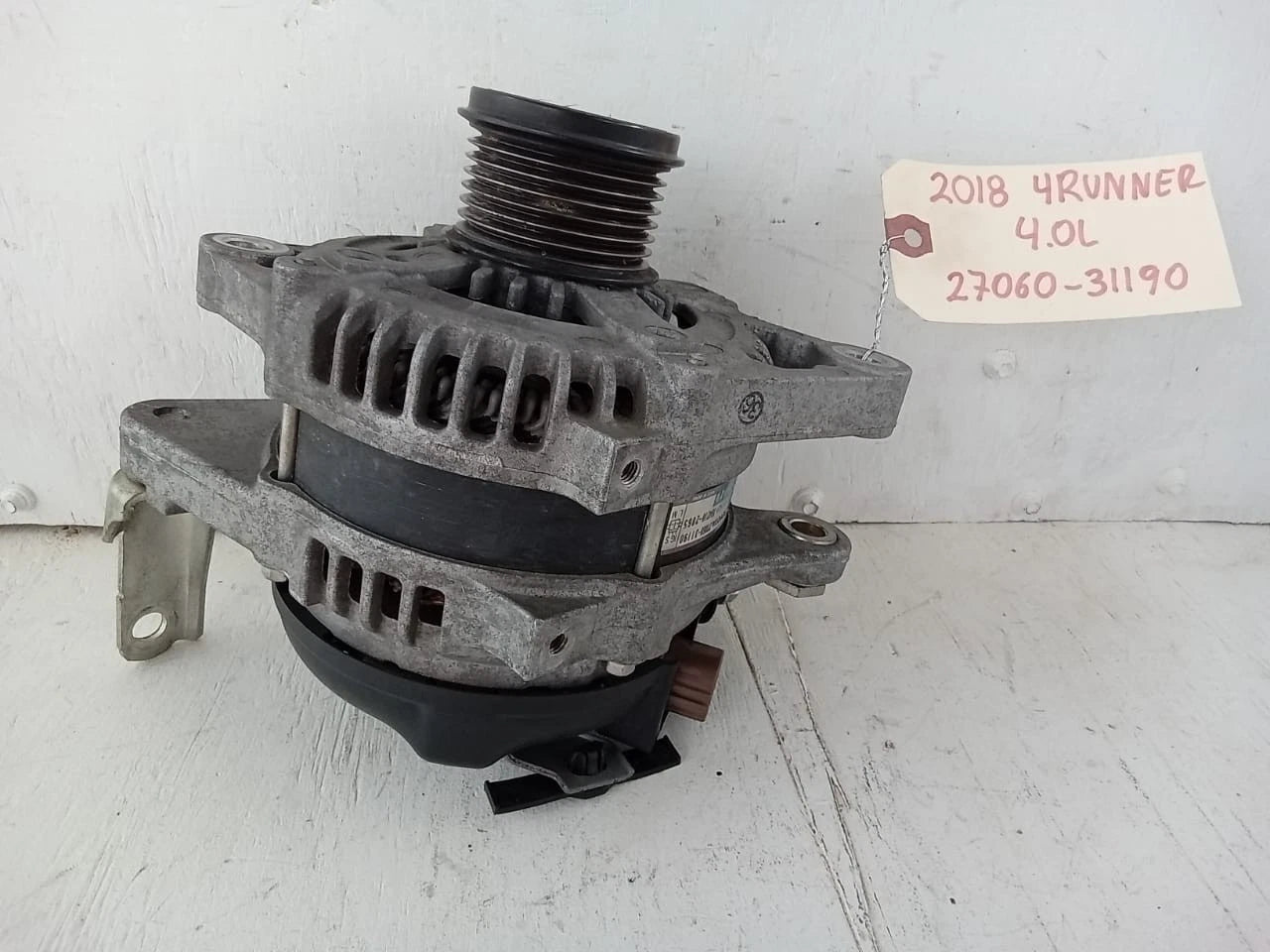 2010-2021 TOYOTA 4RUNNER 4.0L ALTERNATOR GENERATOR 27060-31190 / 104210-2865