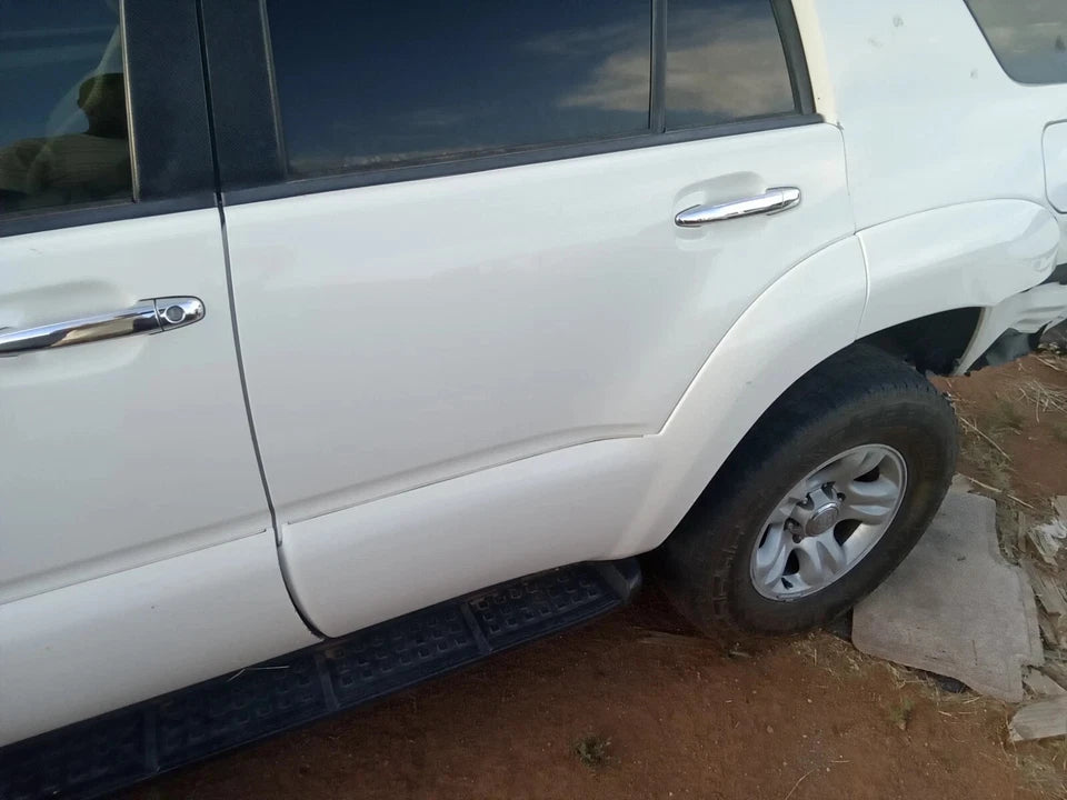 03-09 TOYOTA 4RUNNER FRONT & REAR LEFT SIDE DOORS DOOR SET (2 DOORS) WHITE COLOR