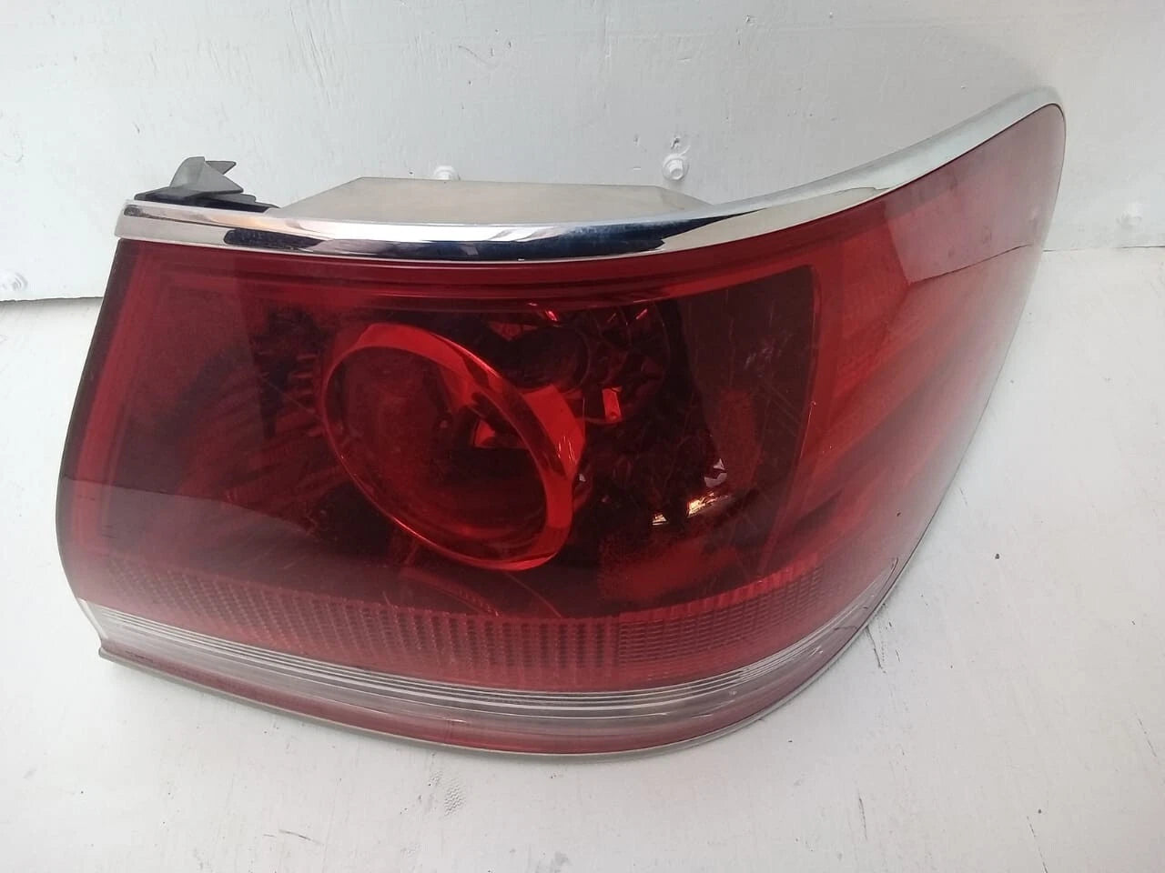 2004-2006 LEXUS ES330 ES 330 TAIL LIGHT REAR LAMP RIGHT PASSENGER SIDE 8155133430