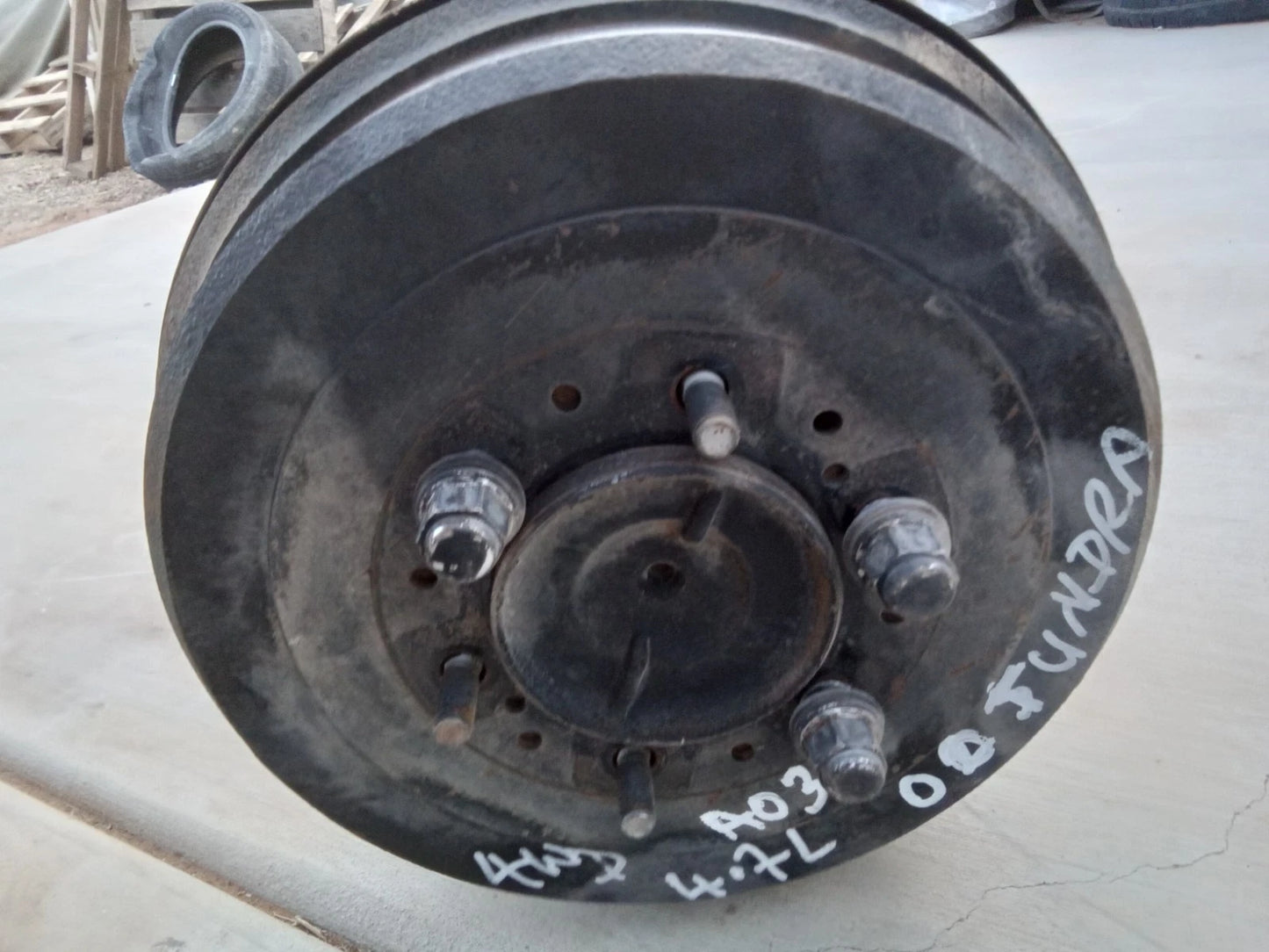 00-06 TOYOTA TUNDRA ACC CAB (1.5 DOORS) 4.7L 4WD 4X4 REAR END DIFFERENTIAL AXLE