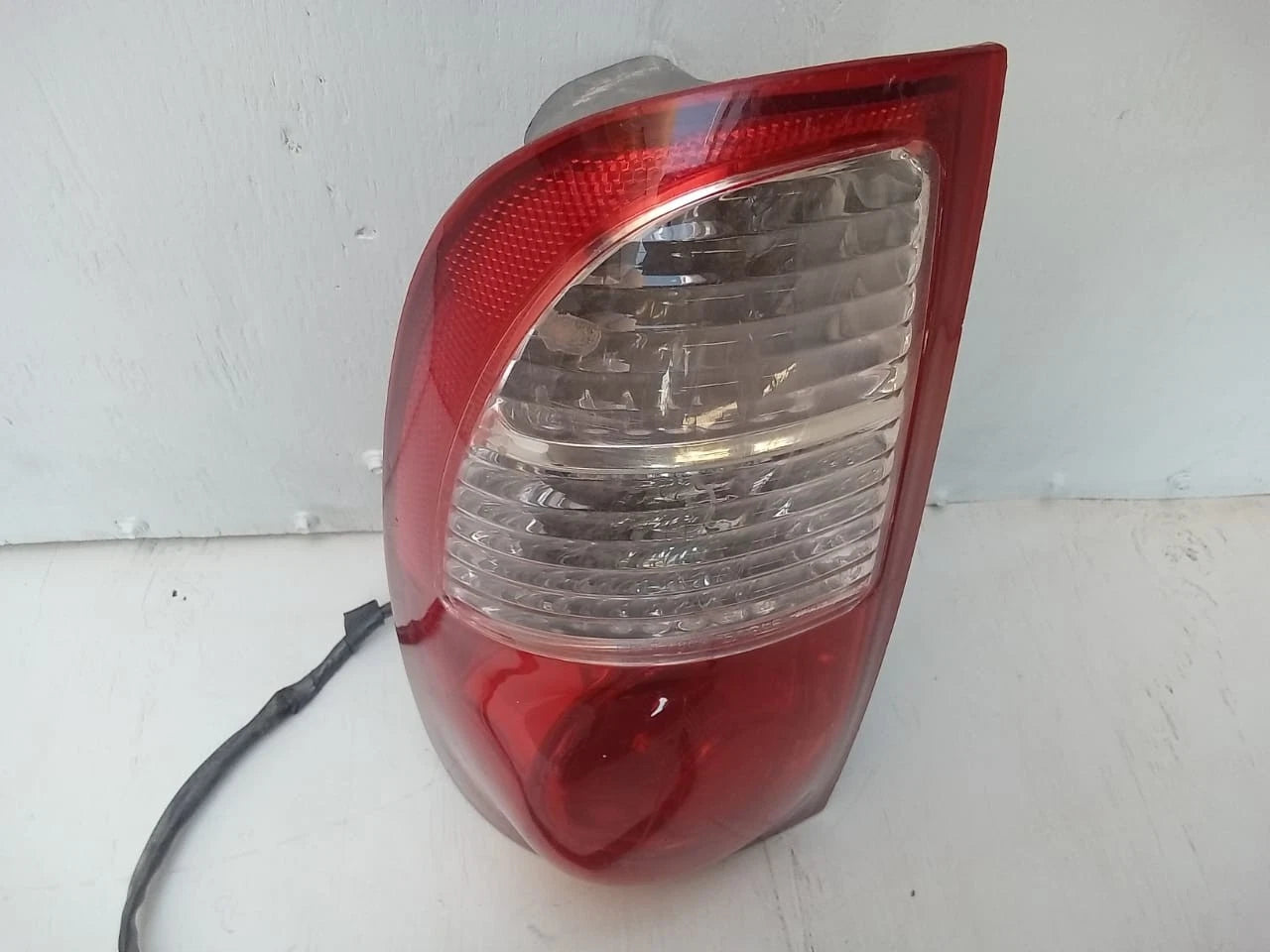 2005-2006 TOYOTA TUNDRA TAIL LIGHT REAR LAMP LEFT DRIVER SIDE ACCESS CAB TY809B000R
