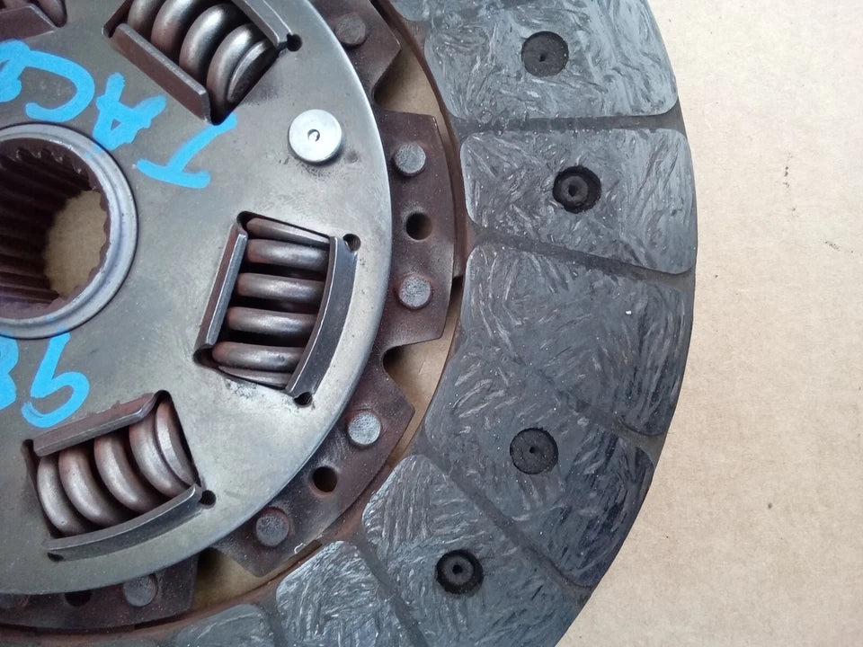 1995-2004 TOYOTA TACOMA CLUTCH PRESSURE PLATE AND DISC - OEM