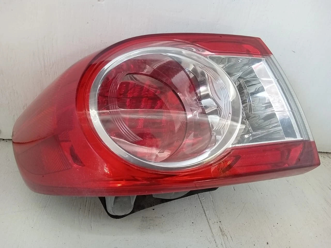 2011-2013 TOYOTA COROLLA TAIL LIGHT REAR LAMP LEFT DRIVER SIDE - SAE AIP2ST 09