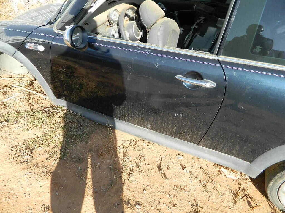 2003 2004 2005 2006 2007 2008 MINI COOPER LEFT LH SIDE DOOR- BLACK