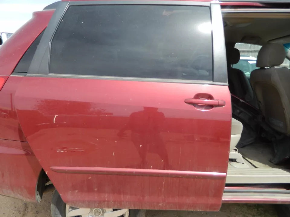 TOYOTA SIENNA RIGHT REAR SIDE PASSENGER DOOR