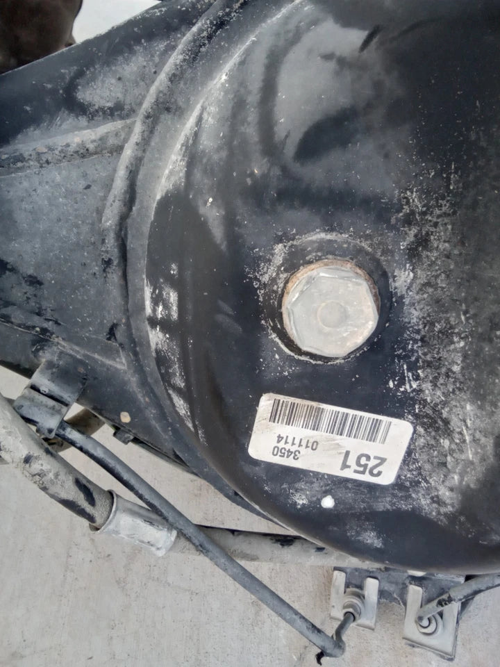 07- 20 TOYOTA TUNDRA REAR END DIFFERENTIAL AXLE CARRIER 4.6L 4.7L V8 A03A 3.91