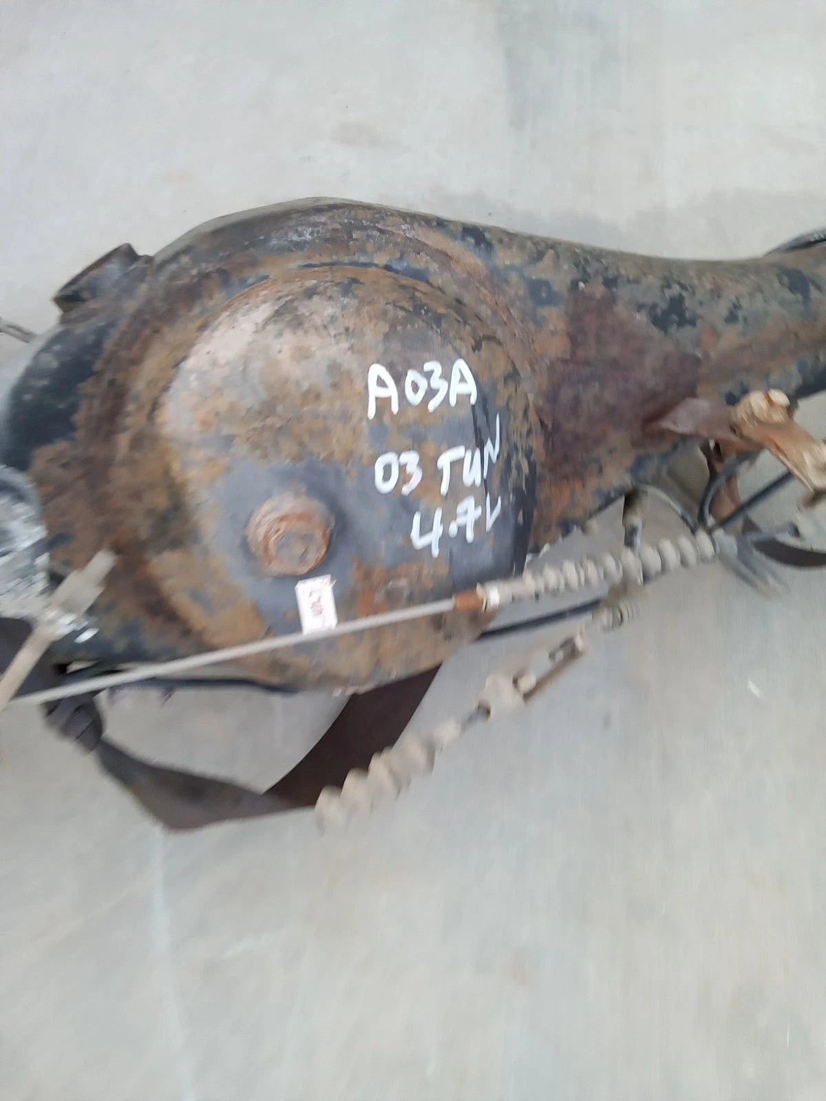 00-06 TOYOTA TUNDRA ACC CAB (1.5 DOORS) 4.7L 4WD 4X4 REAR END DIFFERENTIAL AXLE