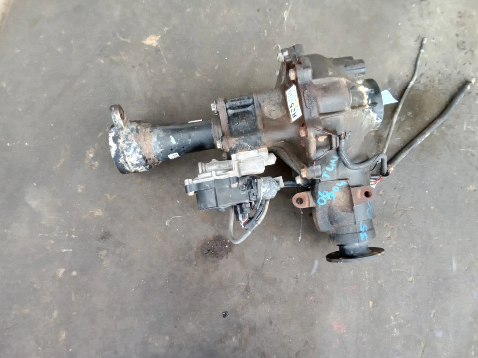 2000-2006 TOYOTA TUNDRA V8 4.7L 4WD FRONT DIFFERENTIAL CARRIER - OEM