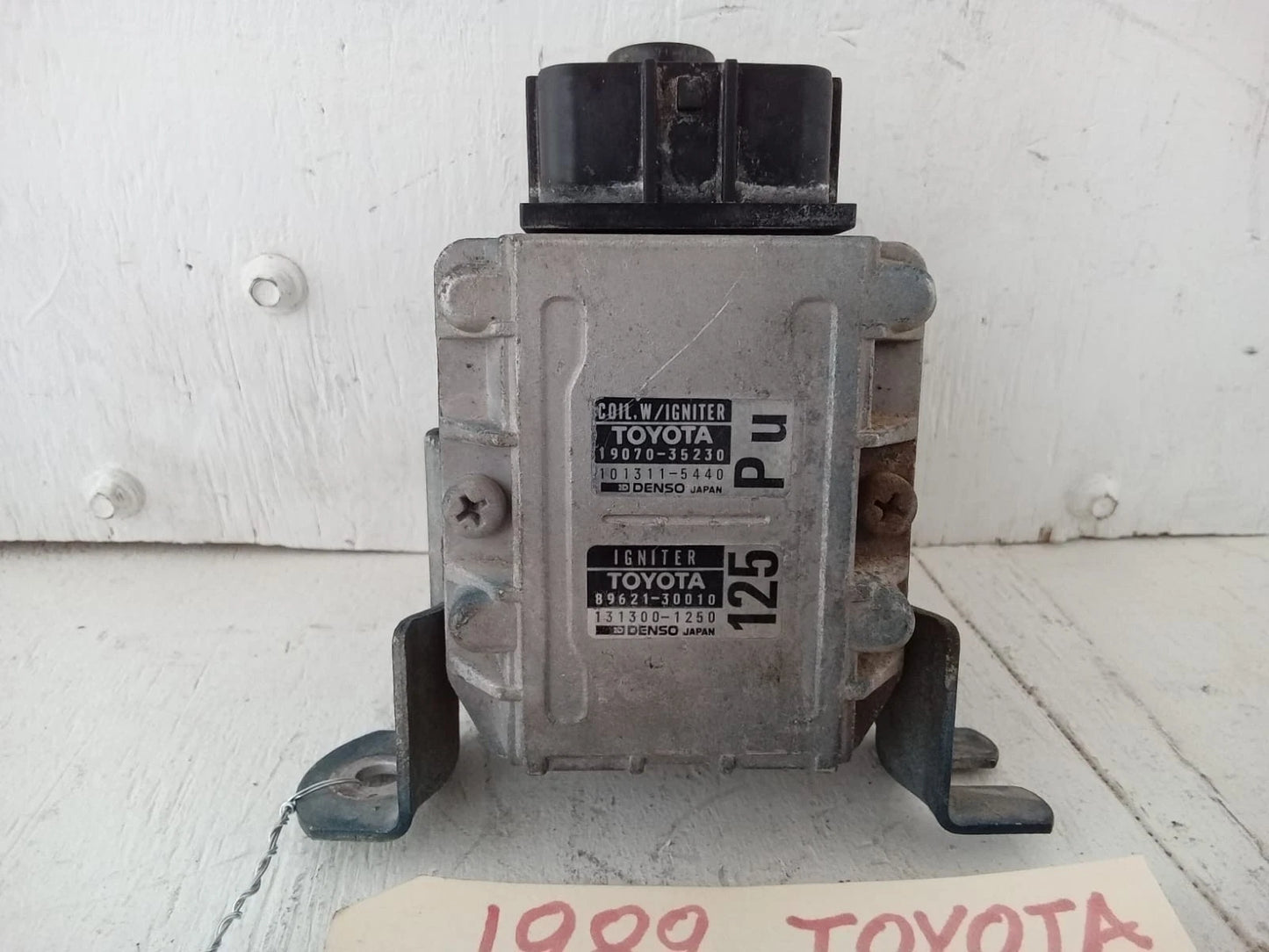 1989-1991 TOYOTA PICKUP 4RUNNER V6 3.0L IGNITION COIL IGNITER ASSY 19070-35230