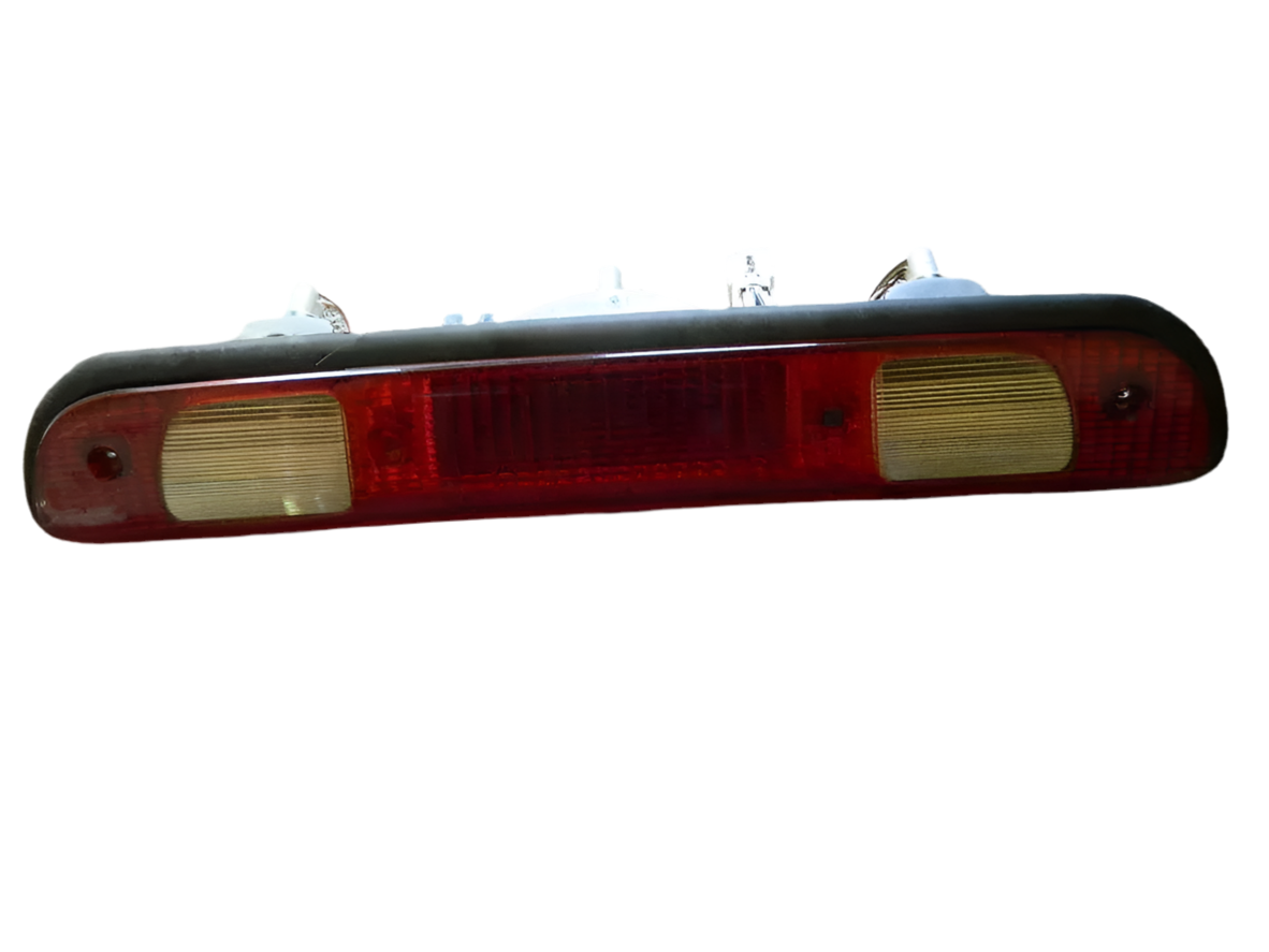 00 01 02 03 04 05 06 Toyota Tundra ACC CAB Rear Outside Light REAR CAB LIGHT