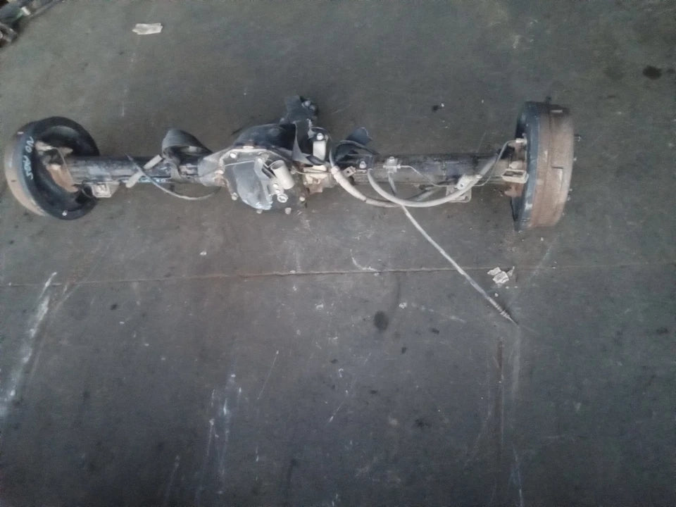 2001 2002 Nissan Frontier 2.4L 4CYL REAR END DIFFERENTIAL AXLE W/ LOCKER W/O ABS