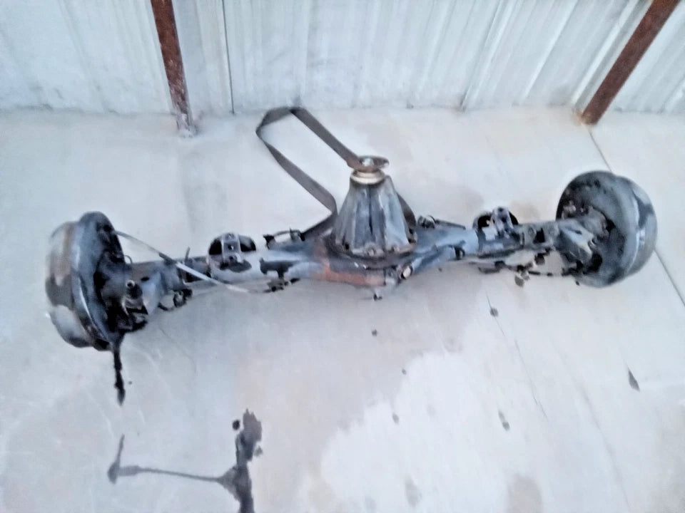 96-02 TOYOTA 4RUNNER REAR END DIFFERENTIAL AXLE CARRIER COMPLETE W/ABS A03A 4.10