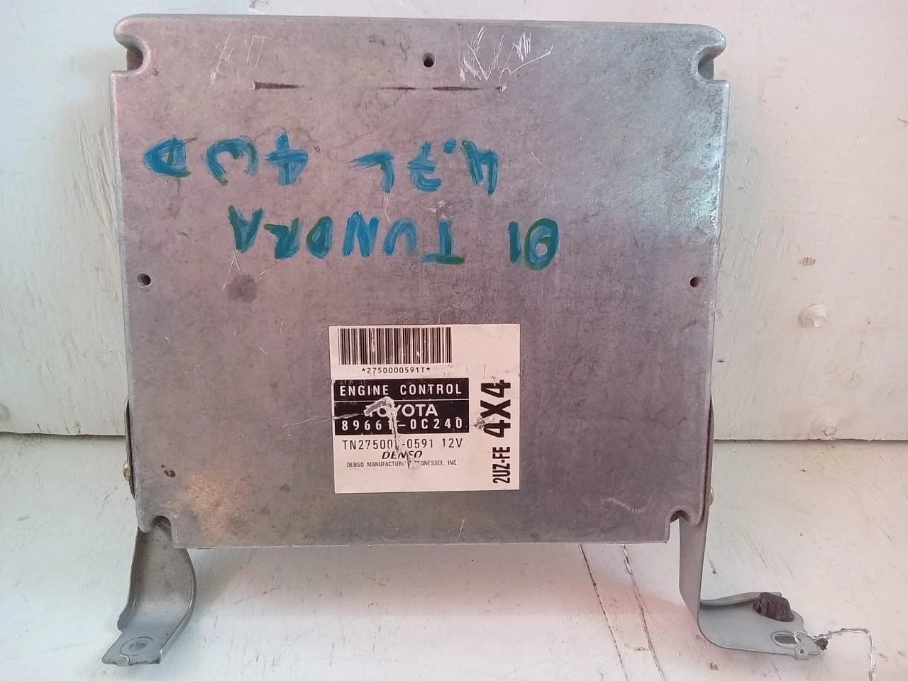 01-02 TOYOTA TUNDRA 4.7L 4WD ENGINE COMPUTER CONTROL MODULE ECU ECM 89661-0C240