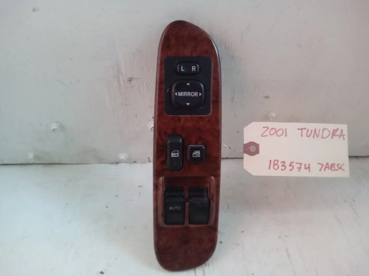 00-06 TOYOTA TUNDRA DRIVER SIDE MASTER POWER WINDOW SWITCH WOOD GRAIN 742020C020