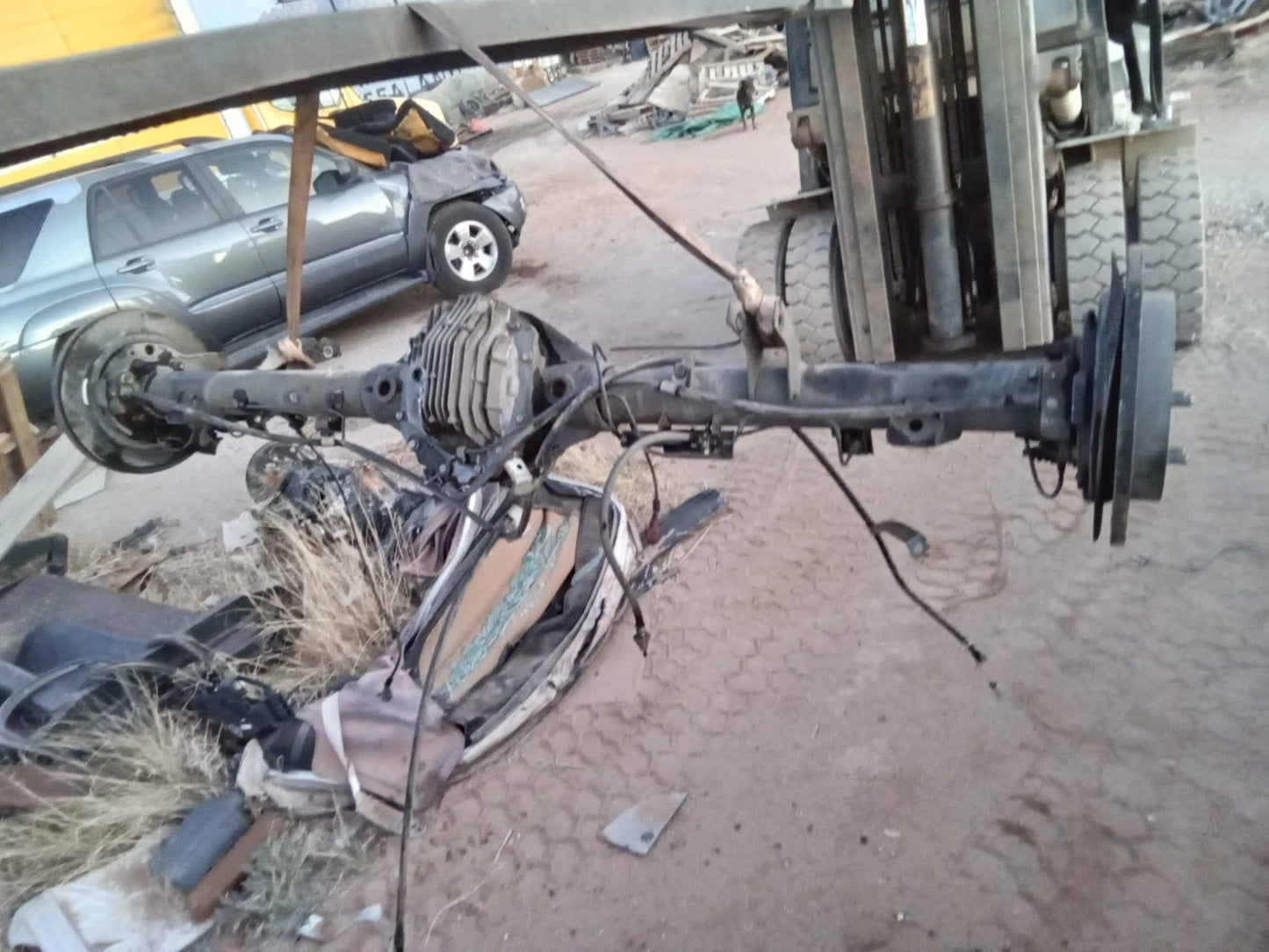 08 09 10 11 12 13 14 15 TITAN REAR END DIFFERENTIAL CARRIER AXLE NON-LOCKING