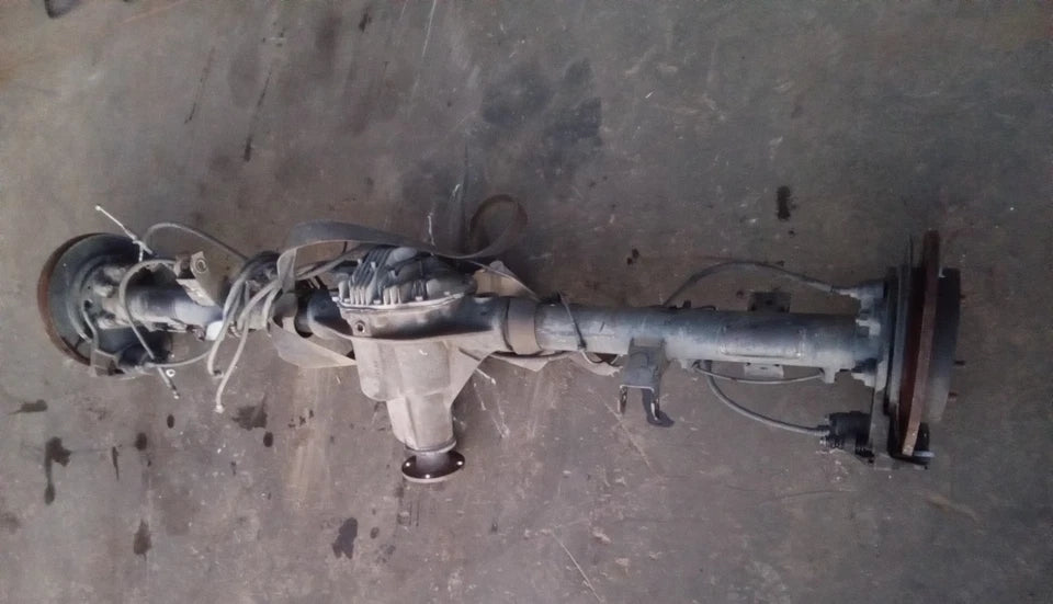 08 09 10 11 12 13 14 15 TITAN REAR END DIFFERENTIAL CARRIER AXLE NON-LOCKING