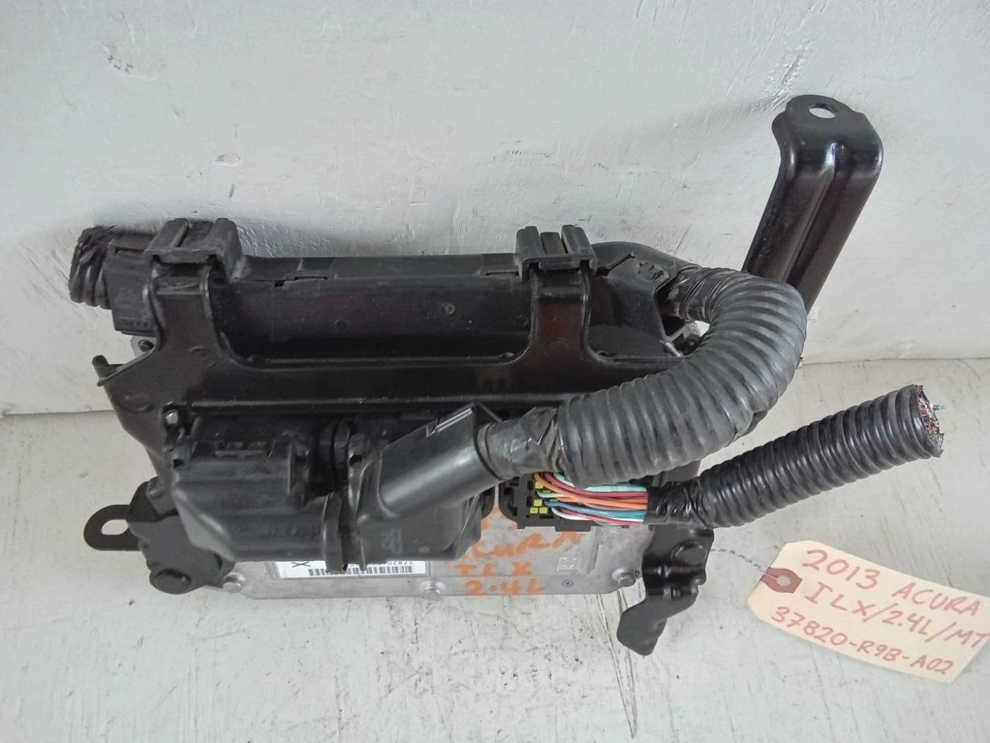 2013-2014 ACURA ILX 2.4L MT ENGINE COMPUTER CONTROL MODULE ECU ECM 37820-R9B-A02