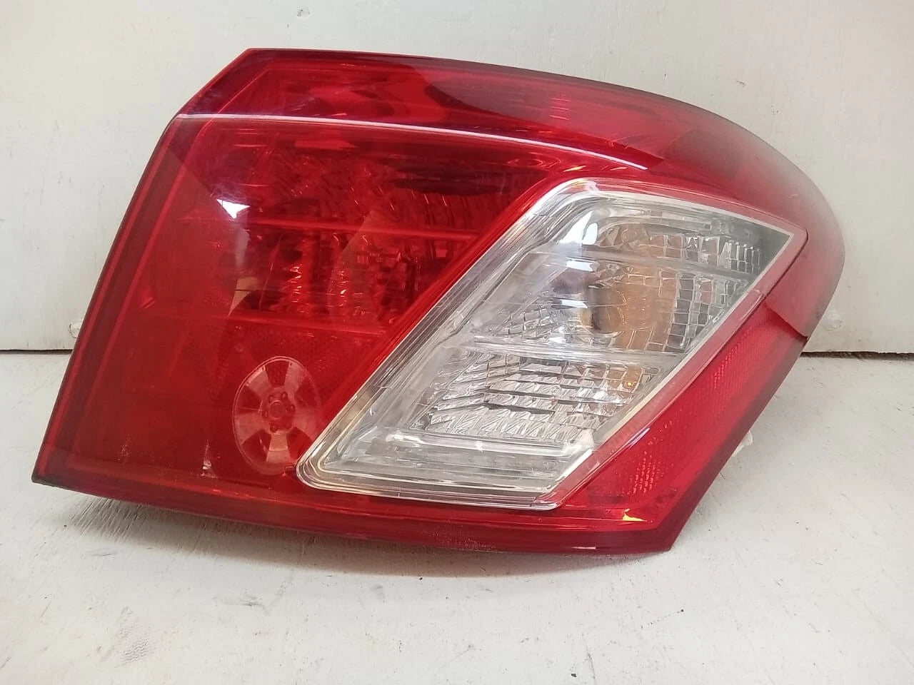 2007-2009 LEXUS ES350 ES 350 TAIL LIGHT REAR LAMP RIGHT PASSENGER SIDE 8156133500 12819001