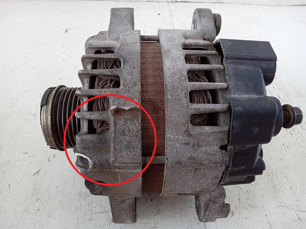 2014-2015 KIA OPTIMA 2.0L ALTERNATOR GENERATOR - 37300-2G850 | 2612490 B