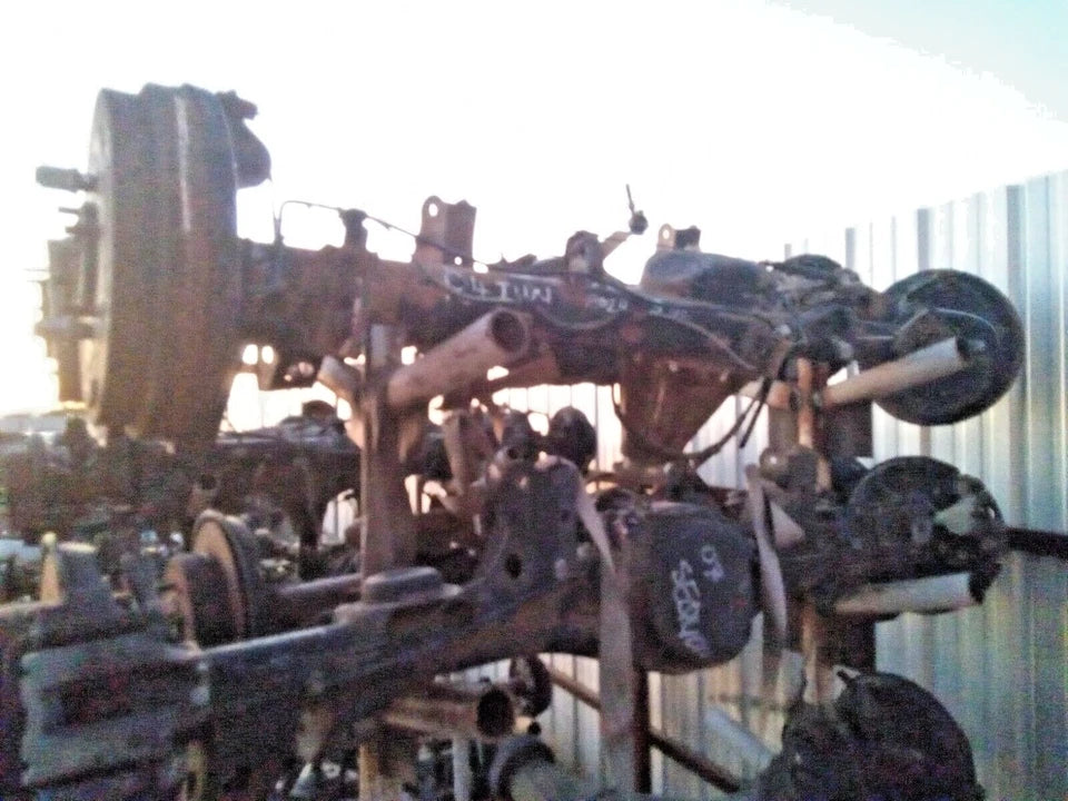 00-04 TOYOTA TUNDRA V6 ACC CAB (1.5 DOORS) REAR END DIFFERENTIAL AXLE 3.4L A02A